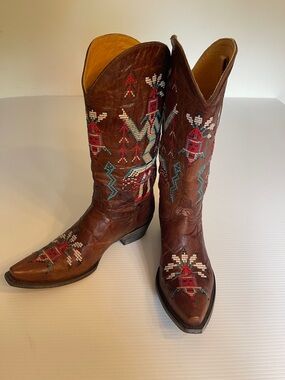 Old Gringo Sapache Boots 
Distressed Leather,Colorful Stitching 
Size 9